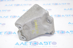 Engine mount bracket left Dodge Charger 11- 3.6