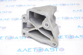 Engine mount bracket left Dodge Charger 11- 3.6