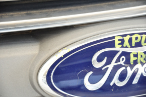 Grille radiator grill with frame and chrome in assembly Ford Explorer 11-15 prerest, with emblems, pokes