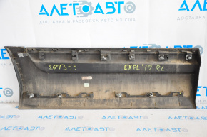 Door trim lower rear left Ford Explorer 11-15 pre-restoration, crack in the fastener