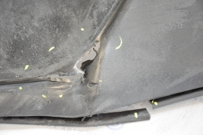 The lip of the rear bumper of the Chevrolet Volt 11-15 is worn out, cracked