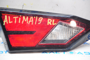 Inner taillight trunk lid left Nissan Altima 19-24 for polishing