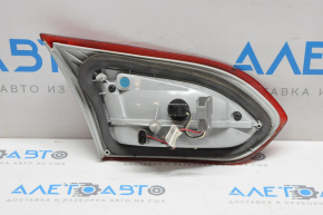 Lamp inner trunk lid right Ford Focus mk3 15-18 rest 4d crack