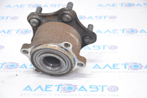 Rear right hub Infiniti Q50 14-24