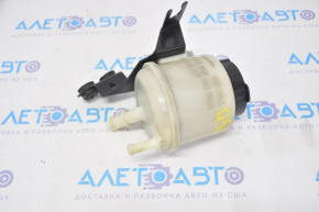 Power steering reservoir Infiniti Q50 14-15