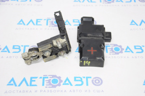 Positive terminal of battery Infiniti Q50 14-15 3.7