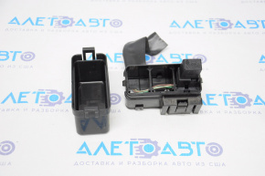 Infiniti Q50 14-24 Relay Box