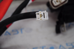 High-voltage cable to the battery of Toyota Camry v40 hybrid through the entire body, the chip is cut off