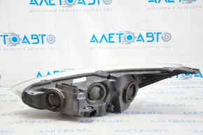 Headlight front right naked Ford Focus mk3 15-18 rest halogen light, spider web