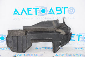 Left radiator deflector for Lexus CT200h 11-13 pre-restyling