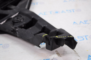 Rear bumper mount right VW Jetta 19-21 break, missing plastic fragment
