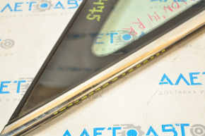 Window blind glass rear right Toyota Avalon 13-18 seal defect