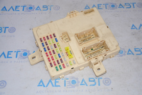 Hyundai Sonata 11-14 under-dash fuse box