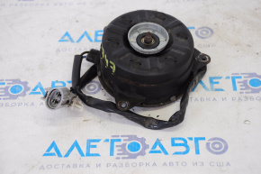 Cooling fan motor right Lexus CT200h 11-14 chip is broken