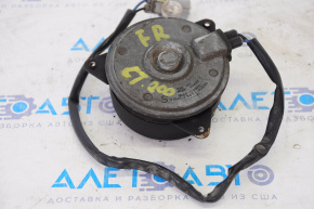 Cooling fan motor right Lexus CT200h 11-14 chip is broken