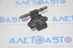Fuel pressure sensor Audi A4 B8 08-16 type2