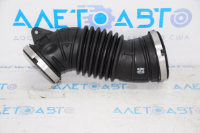 Air duct from the Chrysler 200 15-17 3.6 filter