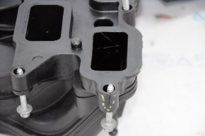 Chrysler 200 15-17 3.6 intake manifold cracked fastener