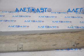 Right threshold Hyundai Sonata 15-17 SE silver Y8 scratches, breakage, crack