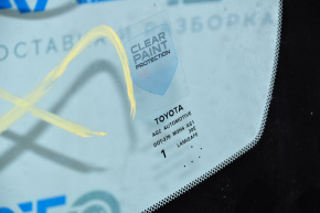 Windshield Toyota Camry v50 12-14 usa sand, scratches, air on the edge