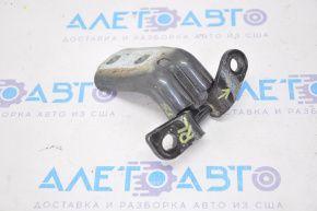 Lower rear left door hinge for a 1919 Cadillac CTS