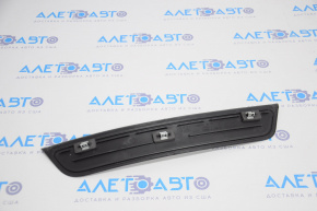 Cadillac CTS 14-19 chrome outer rear left door sill plate