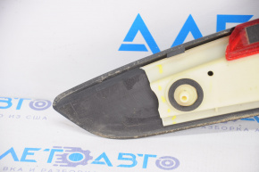 Cadillac CTS 14 trunk lid spoiler - with brake light, broken fastener