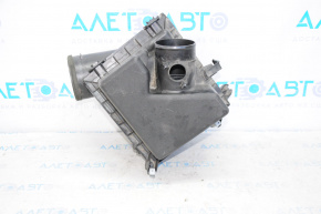 Lexus RX350 16-22 air filter housing without flow meter