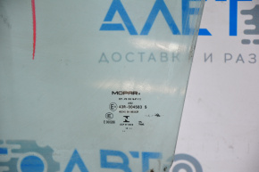 Front left door glass for a Dodge Journey 11-20