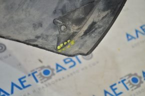 Ford Focus mk3 11-18 4d rear bumper lip broken, tear