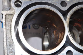 Bare cylinder block Honda Accord 13-17 3.5 79k, rust in the cylinder, for grinding