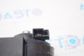 Toyota Highlander 14-19 low beam with bracket