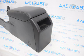 Console central armrest Subaru Legacy 15-19 leather black, broken crepe, scratches
