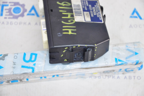 Toyota Highlander 14 trunk door control computer - broken fasteners