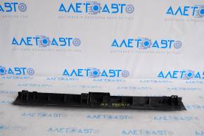 Radiator deflector on the amplifier Audi Q5 8R 09-17