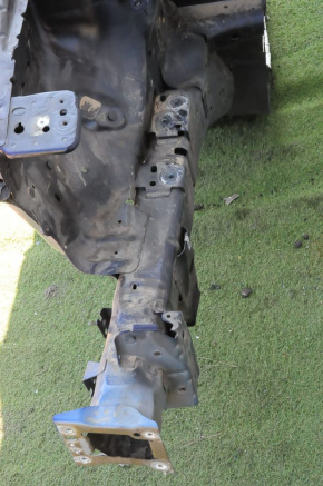 Front right quarter Ford Explorer 11-15 blue J4