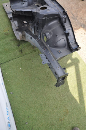 Front quarter left Hyundai Sonata 15-19 gray, with central pillar