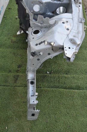 Front left quarter Infiniti Q50 14-20 RWD, silver