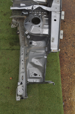 Front left quarter Mitsubishi Eclipse Cross 18-20 graphite, pokes