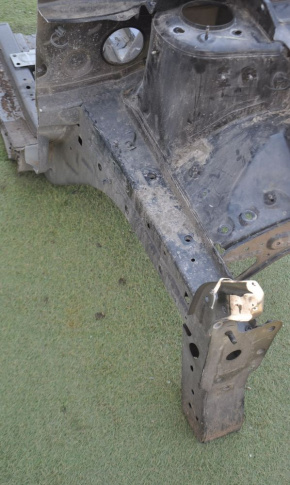 Front left quarter Nissan Sentra 13-19 1.8, black