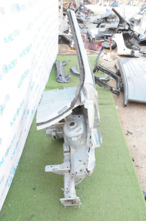 Front left quarter Ford C-max MK2 13-18 blue, dented