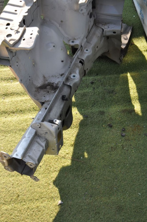 Front right quarter Ford Flex 13-12 gray