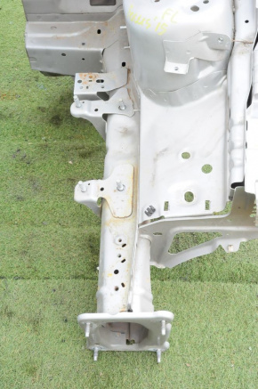 Front quarter left Ford Focus mk3 11-18 silver