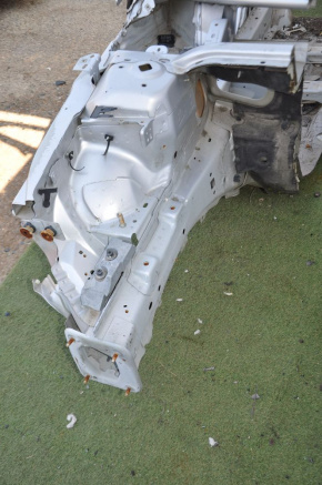 Front quarter right Ford Fusion mk5 13-16 with bracket white, with central pillar