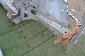 Front quarter left Nissan Pathfinder 13-20 silver, with central pillar