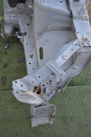 Front left quarter with center pillar Nissan Rogue 14-20 silver