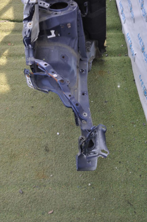 Front right quarter with central pillar Toyota Prius V 12-17 blue, dented side member