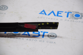 Molding door-glass central front right Mazda CX-7 06-12 broken fastener