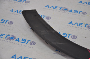 Rear left fender arch trim Lincoln MKC 15-19 scratches, broken mount