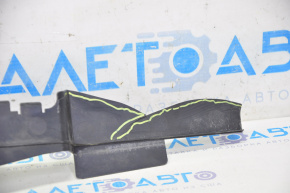 Right radiator deflector Nissan Pathfinder 13-16 fracture